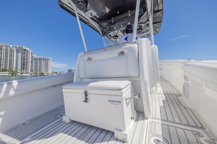 2013 Nor-Tech 390 Center Console