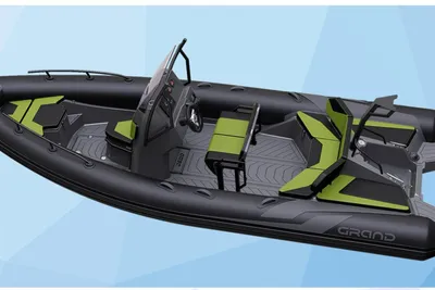 2021 Grand Inflatables D600 LUX