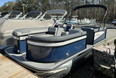 Lowe LS Walk Thru 210