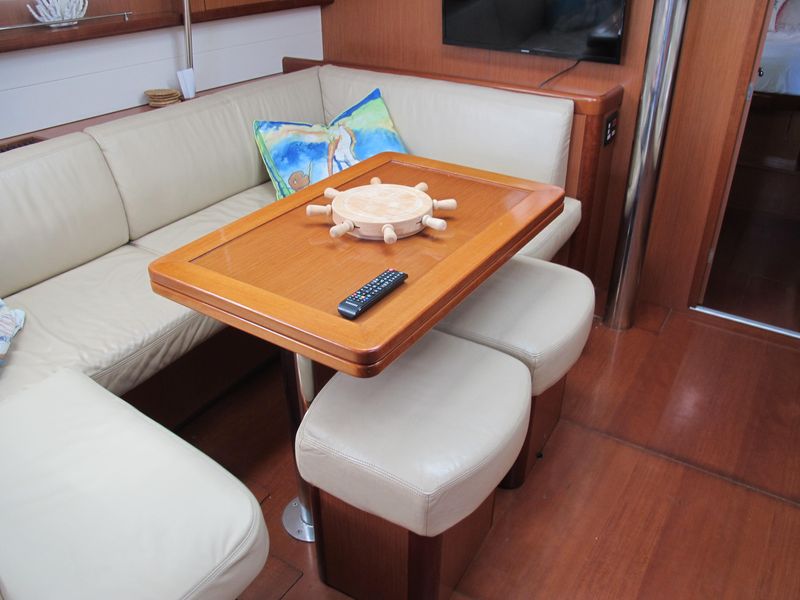 2008 Beneteau 49