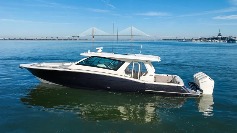 Luka Yacht Photos Pics 