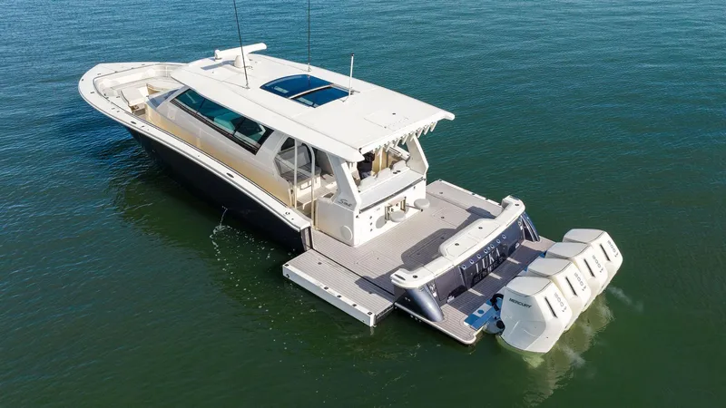 Luka Yacht Photos Pics 