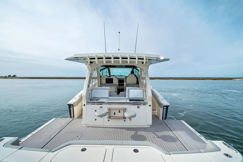 Luka Yacht Photos Pics 