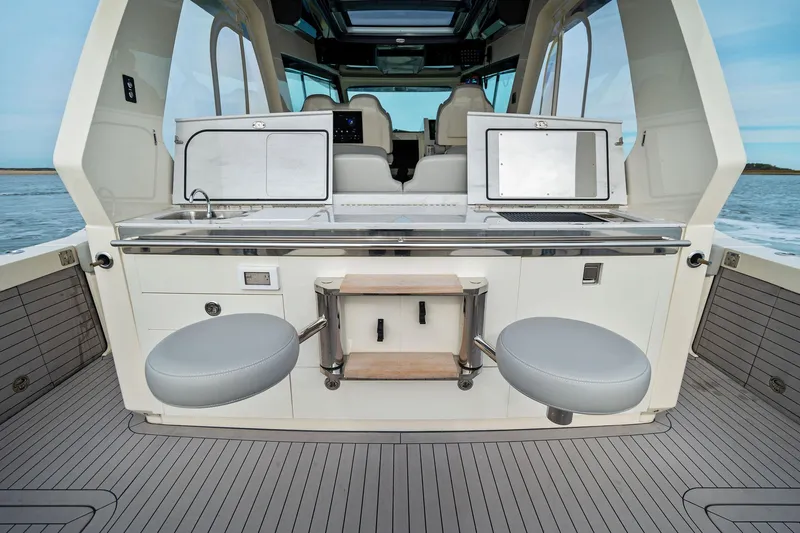 Luka Yacht Photos Pics 