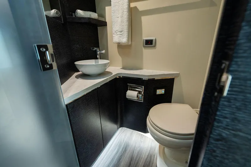 Luka Yacht Photos Pics 