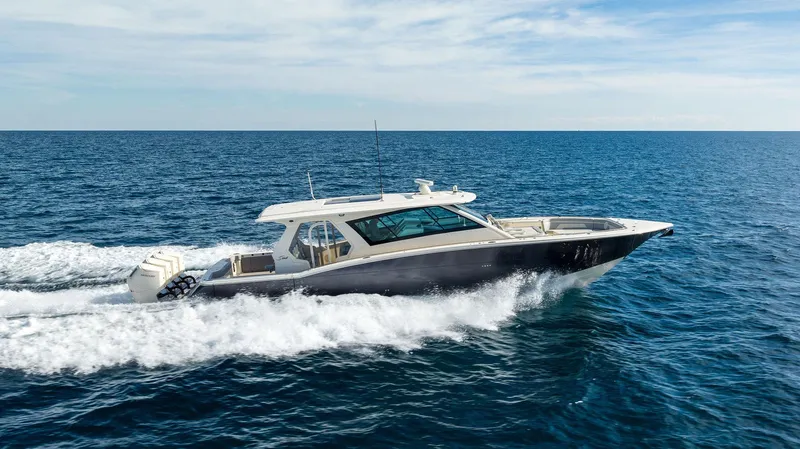 Luka Yacht Photos Pics 