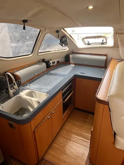 Traceroute Yacht Photos Pics 