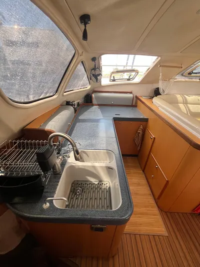 Traceroute Yacht Photos Pics 