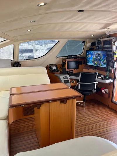 Traceroute Yacht Photos Pics 