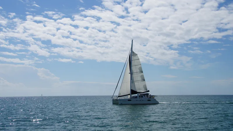 Traceroute Yacht Photos Pics 