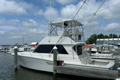 Viking 38 Convertible