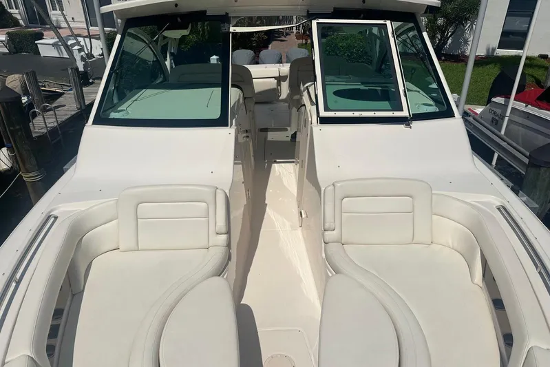 V5 Yacht Photos Pics 2019 Grady-White Freedom 375 boat with spacious seating and sleek design.