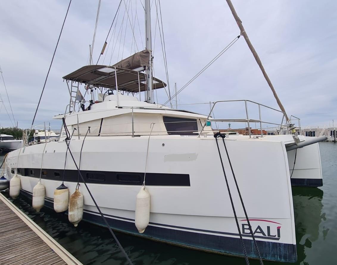 2020 Catana Bali 4.3