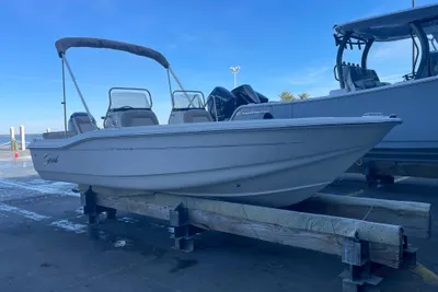 Scout 175 Sport Dorado