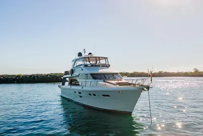 Hampton 680 Pilothouse