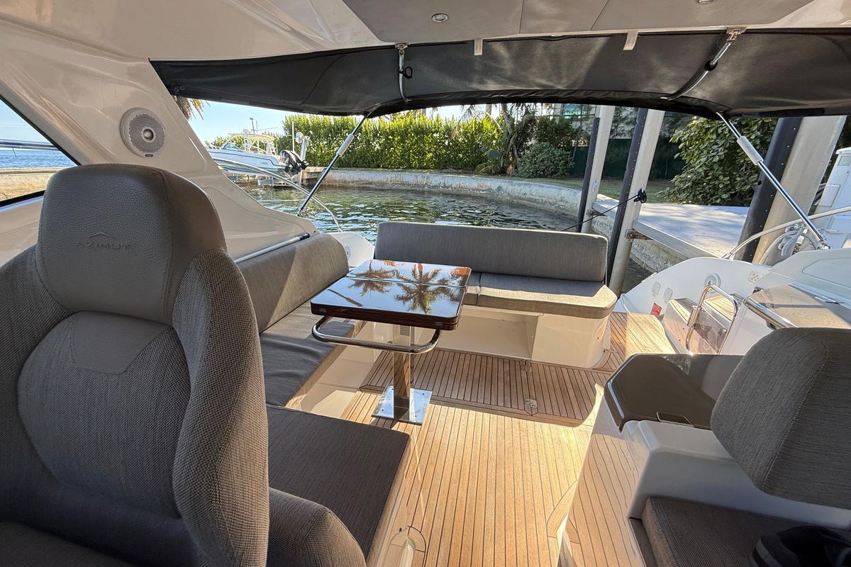 2018 Azimut 43 