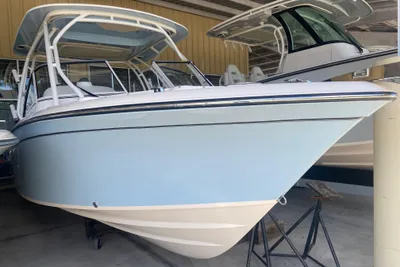 Grady-White Freedom 235
