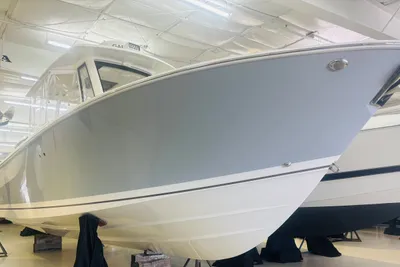 Pursuit S 288 Sport