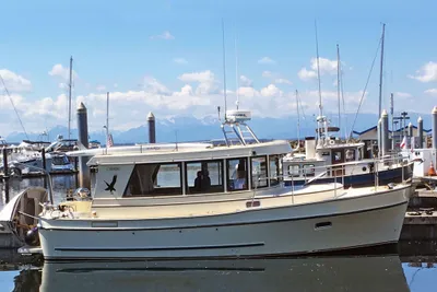 Camano 31 Trawler Gnome