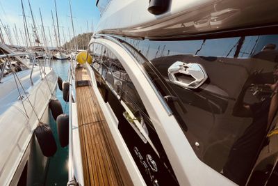 Yacht