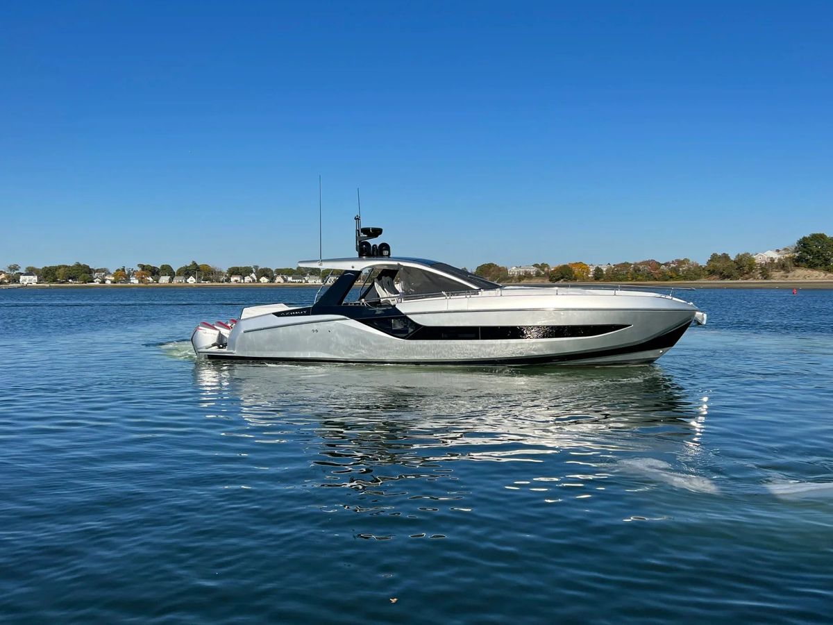 2022 Azimut 47 