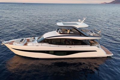 Yacht