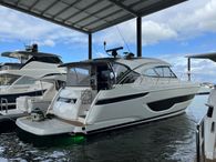 2024 Riviera 4600 Sport Yacht Platinum Edition