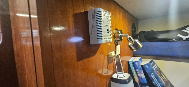 Iris Yacht Photos Pics 