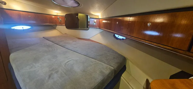 Iris Yacht Photos Pics 