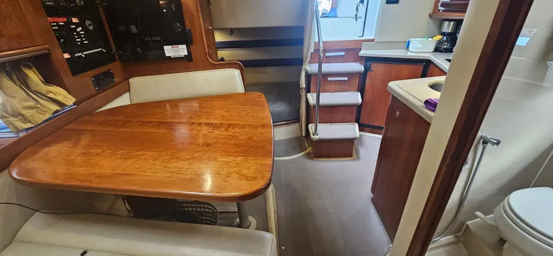 Iris Yacht Photos Pics 