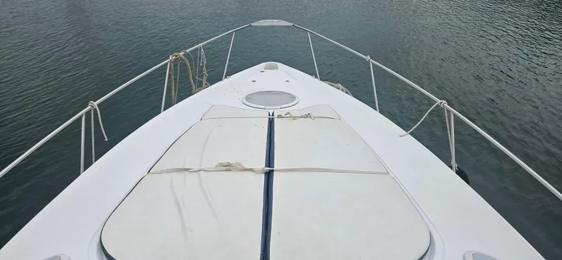 Iris Yacht Photos Pics 