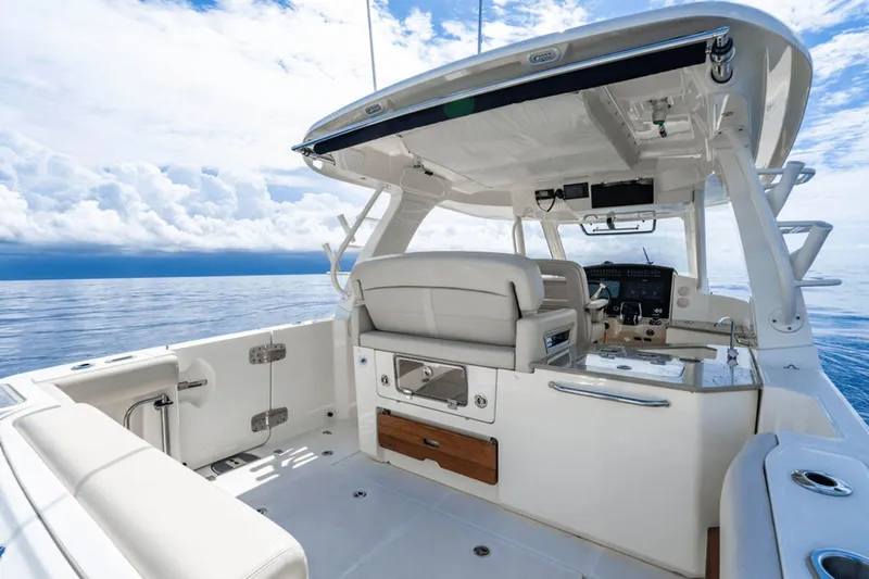 Far Niente Yacht Photos Pics 