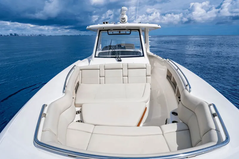 Far Niente Yacht Photos Pics 