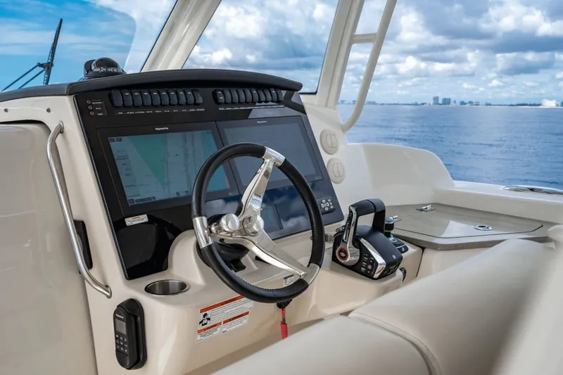 Far Niente Yacht Photos Pics 