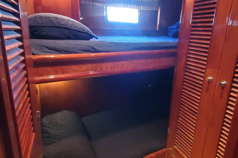 Miss Maggie Yacht Photos Pics 