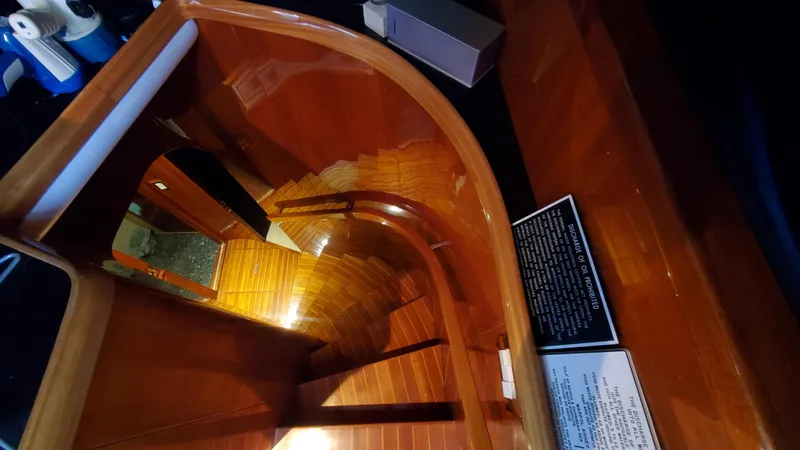 Miss Maggie Yacht Photos Pics 