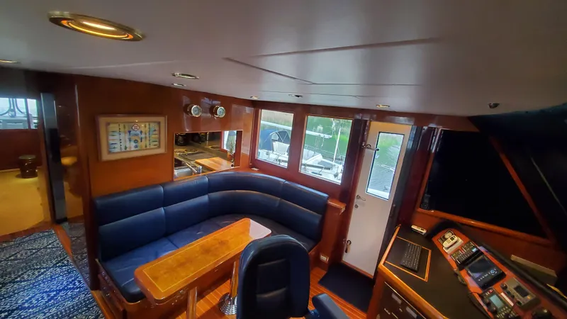 Miss Maggie Yacht Photos Pics 