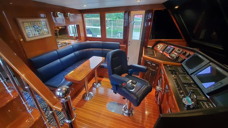 Miss Maggie Yacht Photos Pics 