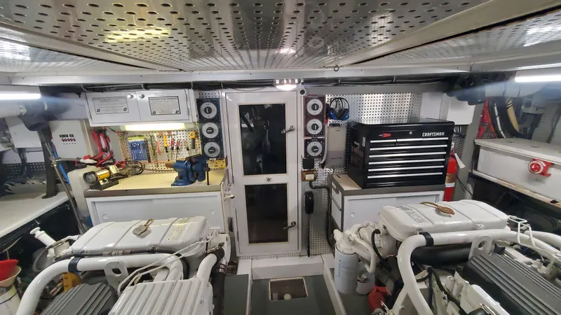 Miss Maggie Yacht Photos Pics 