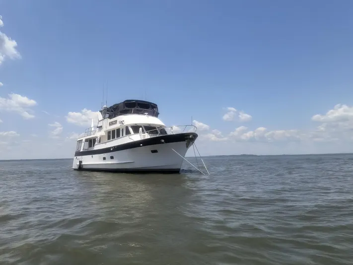 Miss Maggie Yacht Photos Pics 