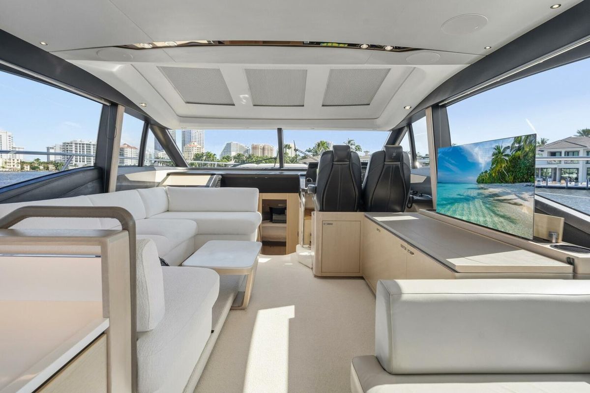 2018 Princess 60 