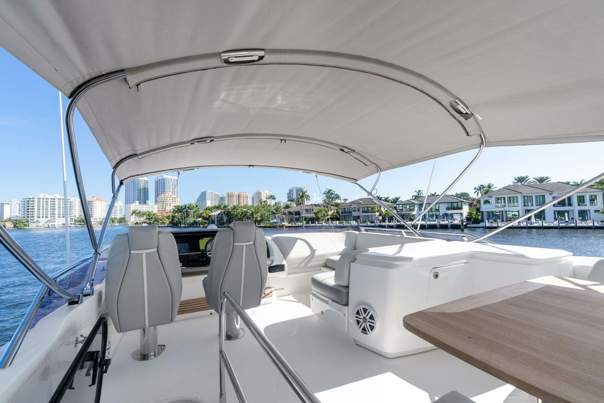 2018 Princess 60 
