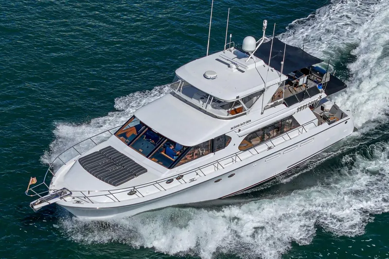 As Good As It Gets Yacht Photos Pics Ocean Alexander 640 Pilothouse yacht cruising on open water, 2002 model.