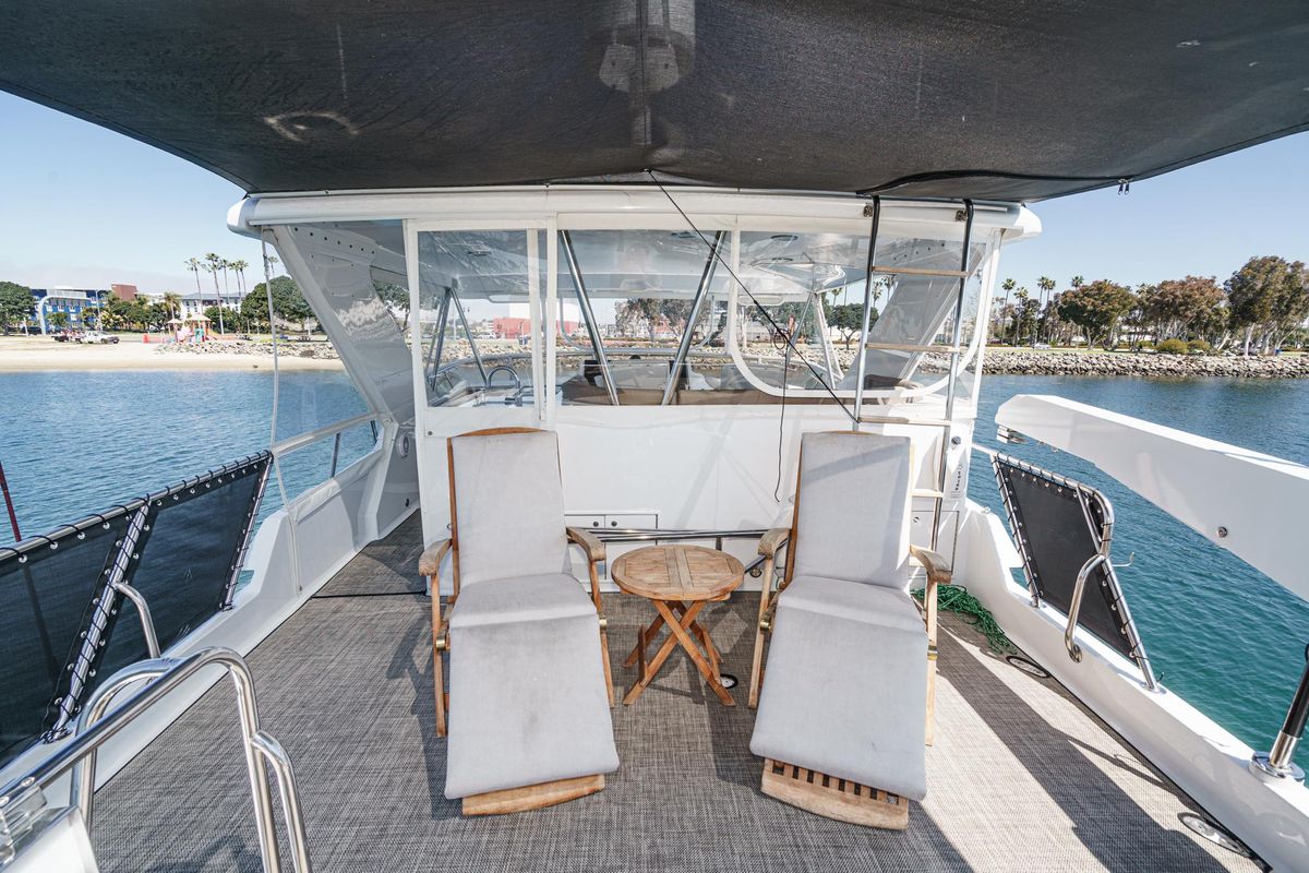 2002 Ocean Alexander 64 
