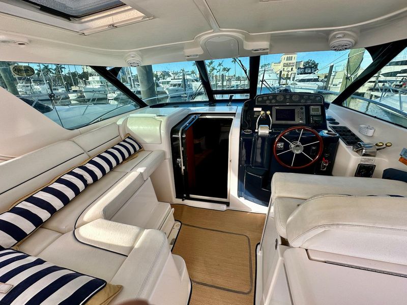 2004 Tiara Yachts Sovran