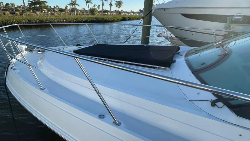  Yacht Photos Pics 2015 SEA RAY 410 SUNDANCER - Image 56