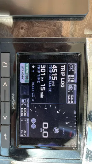  Yacht Photos Pics 2015 SEA RAY 410 SUNDANCER - Image 58