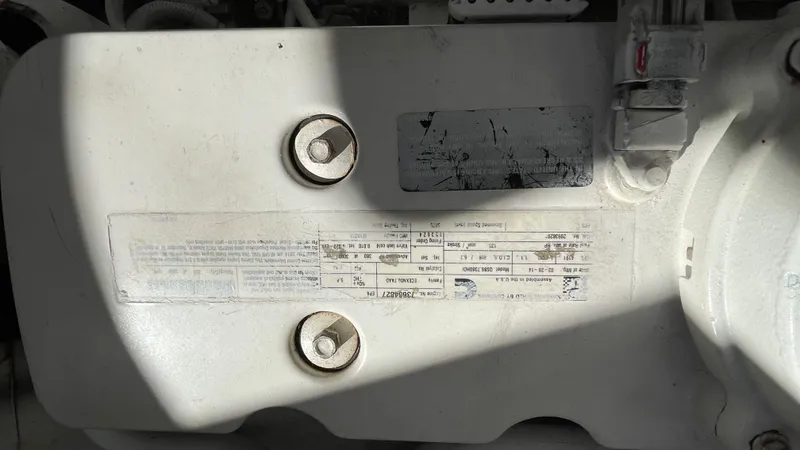  Yacht Photos Pics 2015 SEA RAY 410 SUNDANCER - Image 70