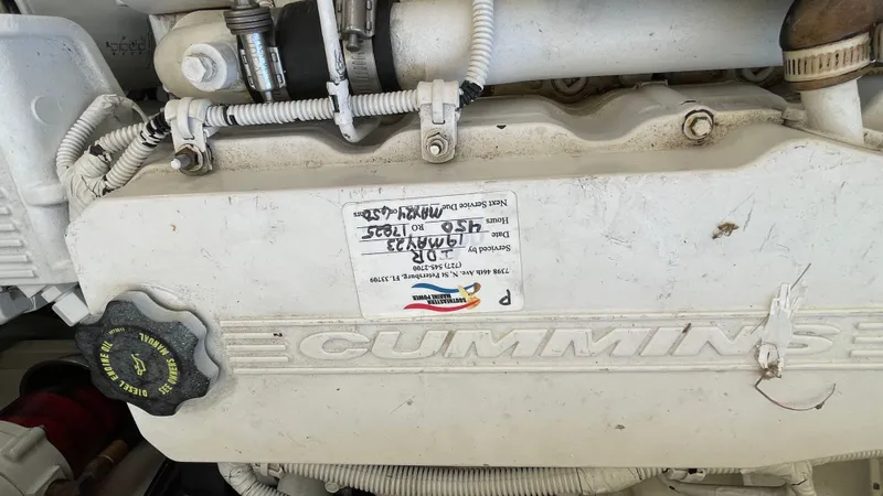  Yacht Photos Pics 2015 SEA RAY 410 SUNDANCER - Image 72