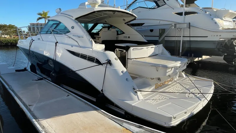  Yacht Photos Pics 2015 Sea Ray 410 Sundancer - Image 2